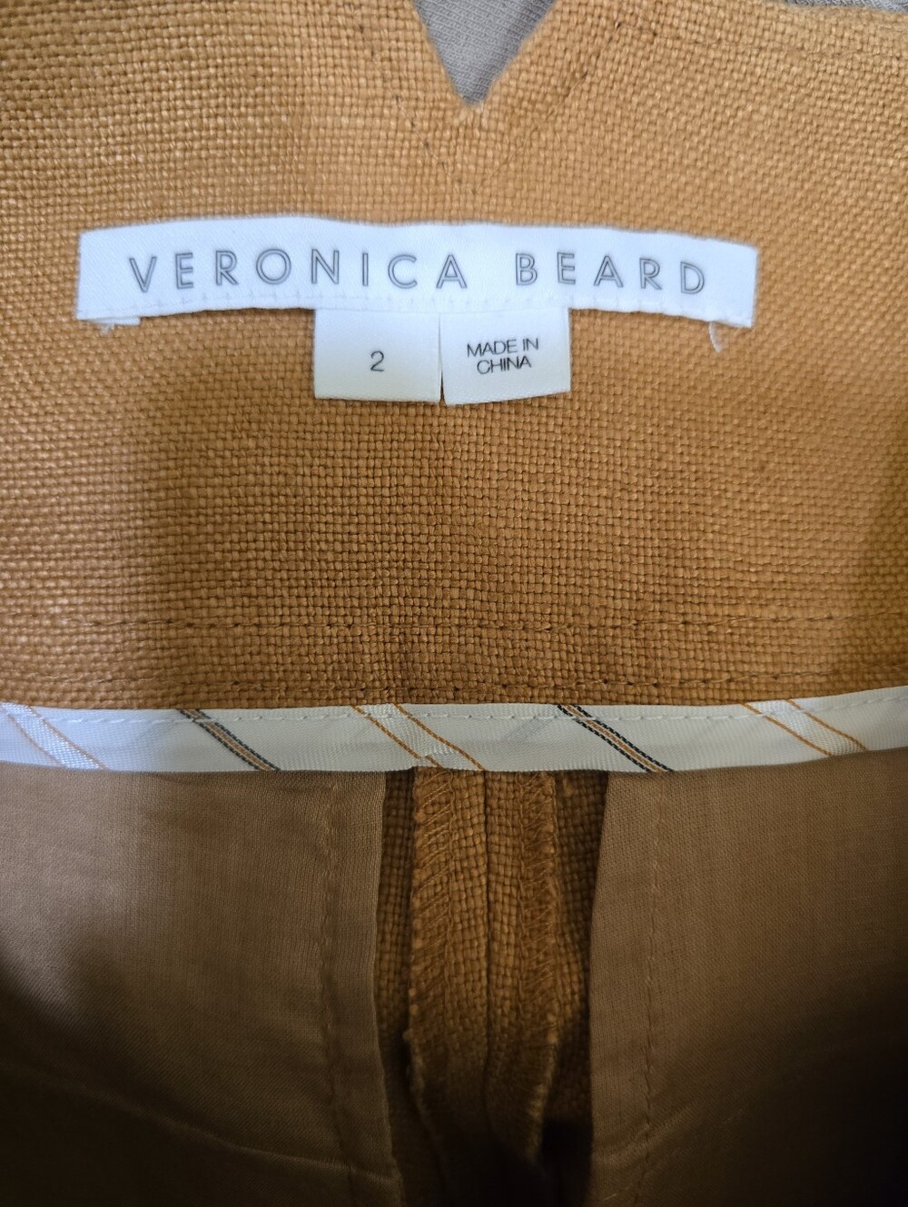 Veronica Beard Alicia Pleated Linen-canvas High-rise Shorts 2 Camel Color - Picture 7 of 8